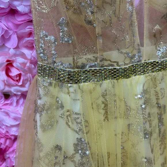 Stella Couture size 2 yellow dress short poofy dress